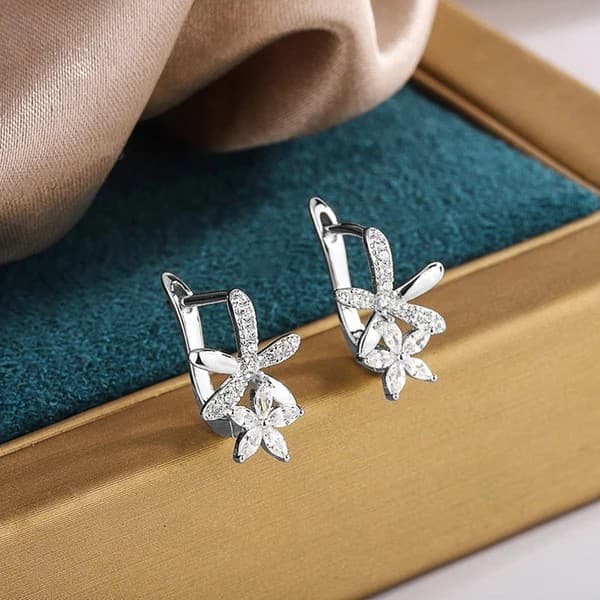 Silver Plated American Diamond Studded Anti Tarnish Dual Star Shaped Clip-On Earrings image 1